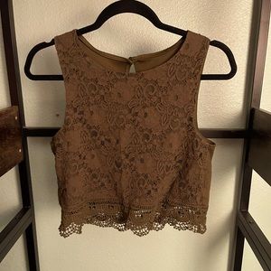 Green lacy cropped tank top